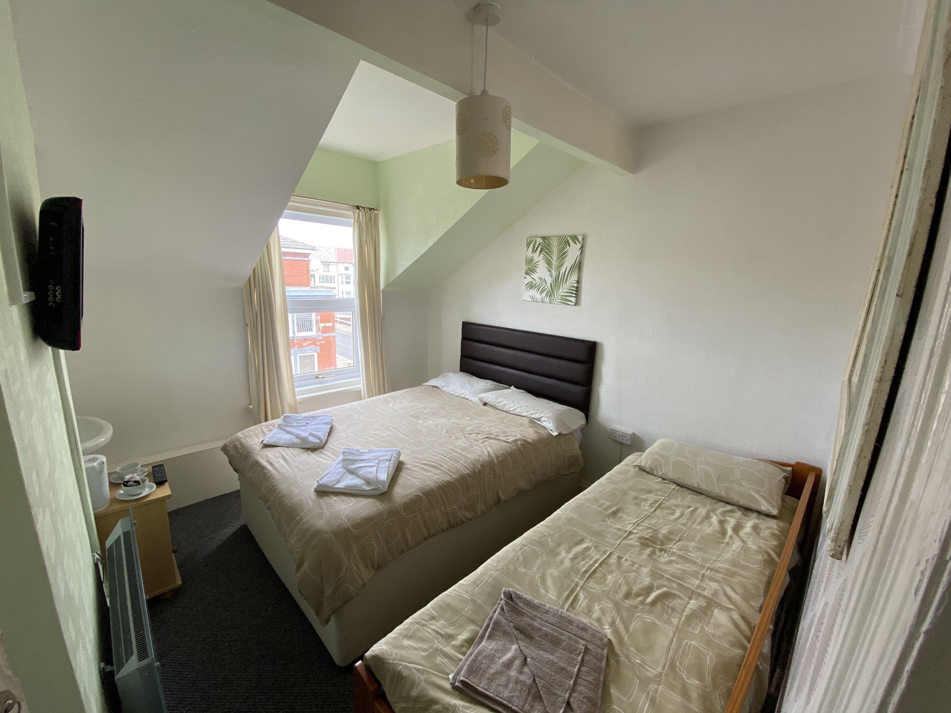 Mr Sandman'S Hotel — Photos 1